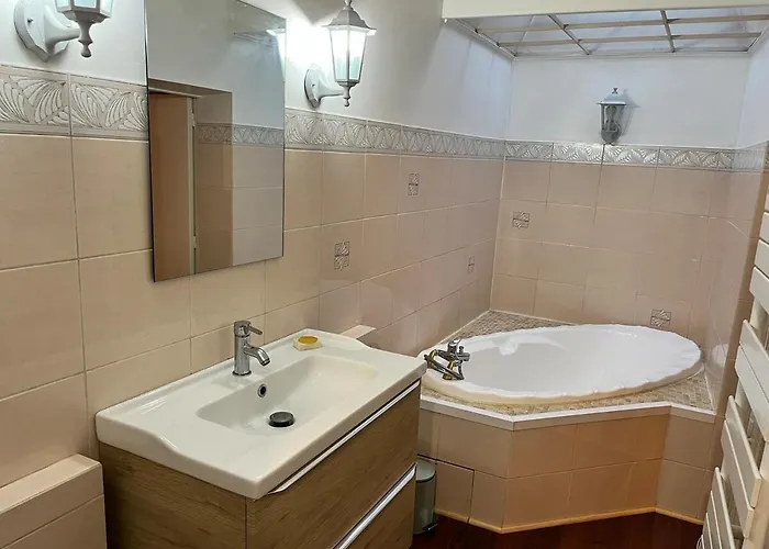 Lejlighed Du Clocher De La Cathedral Duplex