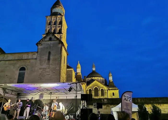 Du Clocher De La Cathedral Duplex Périgueux